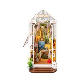 Booknook & Wonderland - Garden House