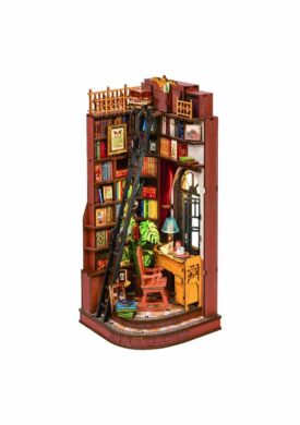 Booknook & Wonderland - Silent Corner Study
